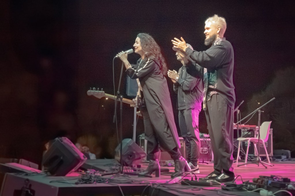 Graveras Rosario la Tremendita